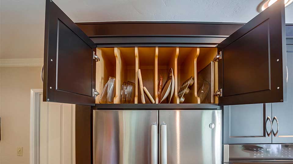 Alder-Espresso Stained Kitchen Cabinets