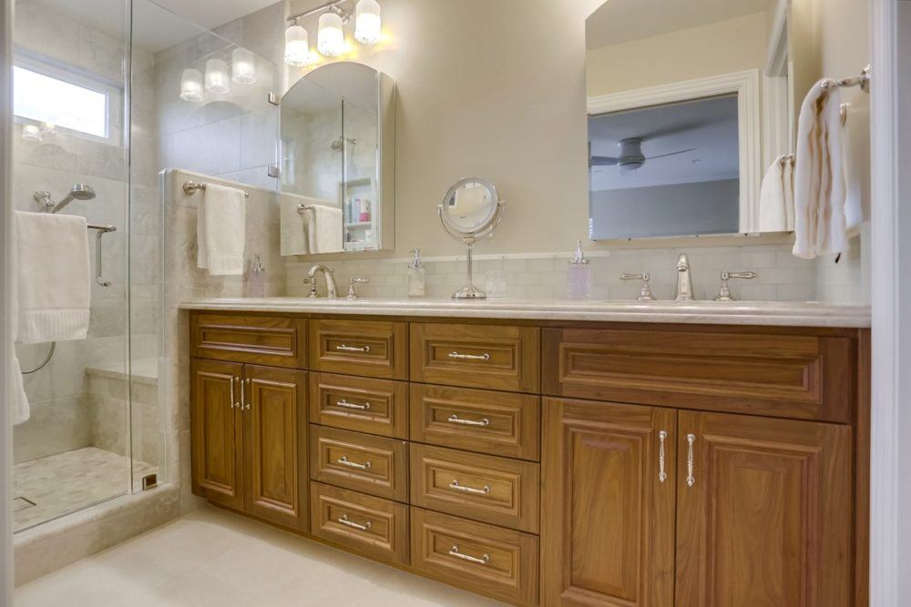 How to Choose a Bathroom vanity